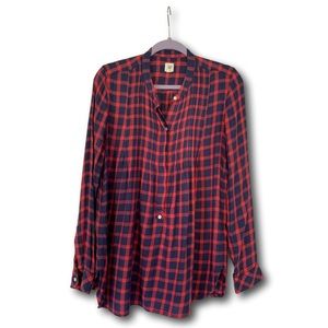 Gap plaid button down shirt